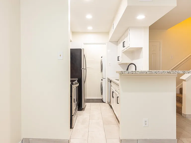 14600 Fonmeadow Dr #11 — Photo 25