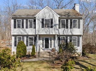 18B River Rd, Clinton, CT 06413