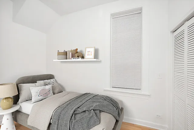 1041 S Oakley Blvd #1 — Photo 7