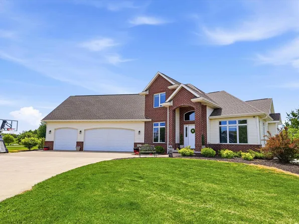 W2145 Bonnie Ln, Kaukauna, WI 54130