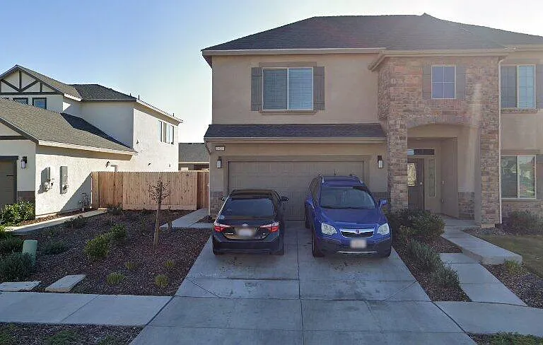 2426 Quesada Dr — Photo 1