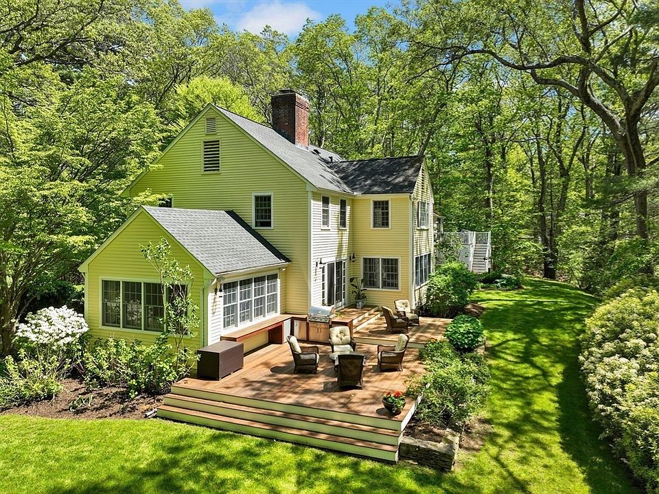 1st image of 63 Claypit Hill Rd