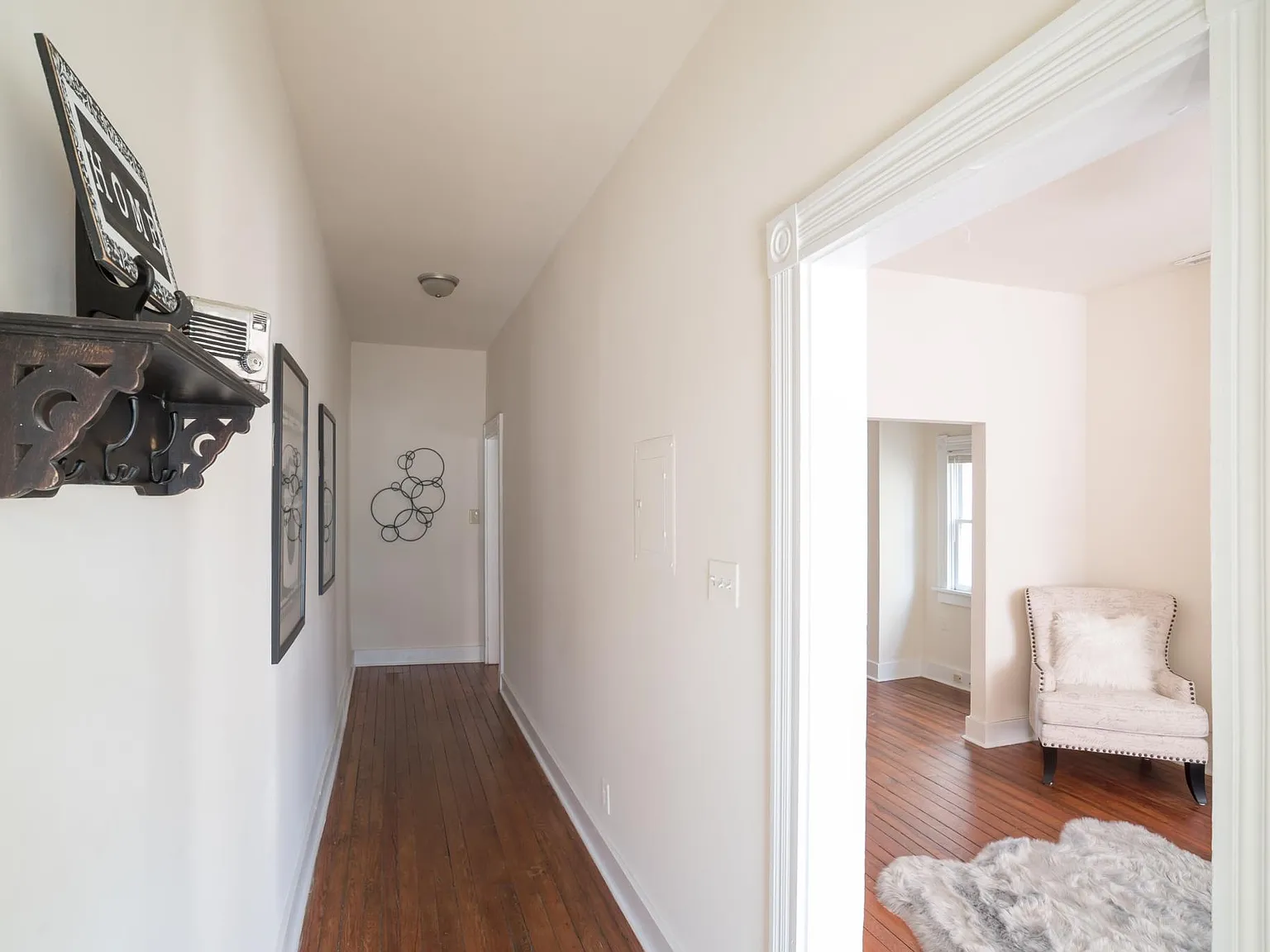 3 bed, 1.5 bath, 1688 sqft, $2,250 — Photo 3