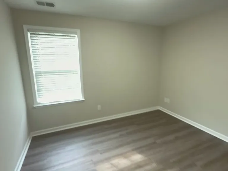 650 Pippin Dr — Photo 9