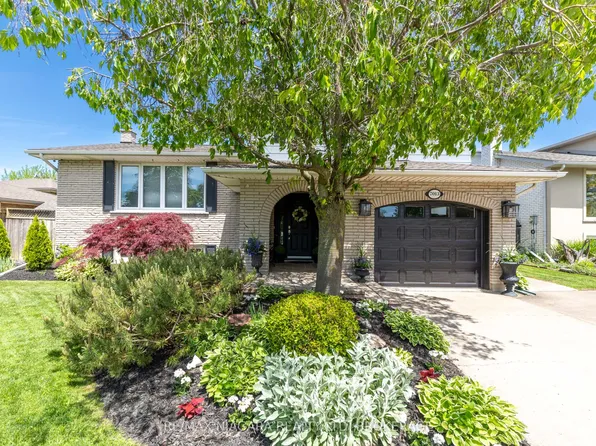 7013 Glengowan Cres, Niagara Falls, ON L2J 3R7