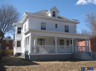 1143 S 17th St, Lincoln, NE 68502