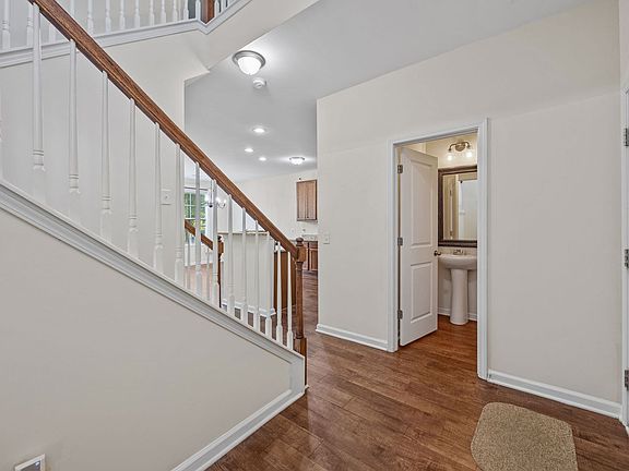 4th image of 8988 Cat Tail Pond Rd