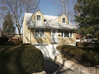1st image of 89 Joan Dr