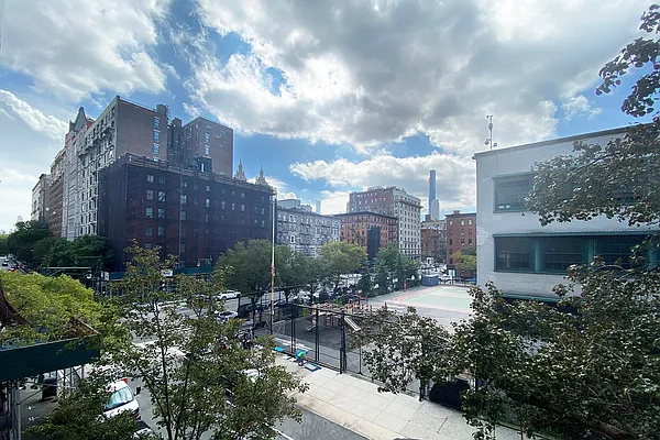 Sold by Corcoran | media 6