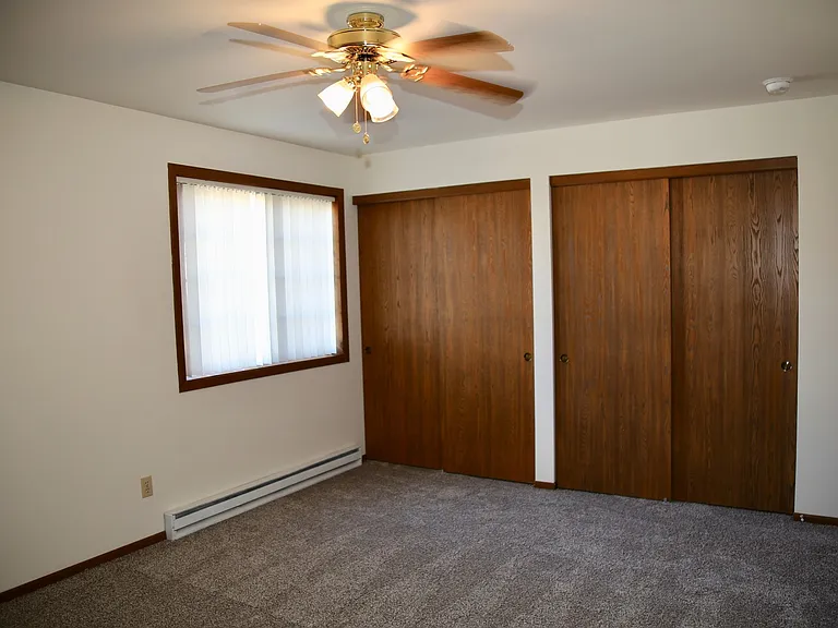 1153 Vogt Dr — Photo 9