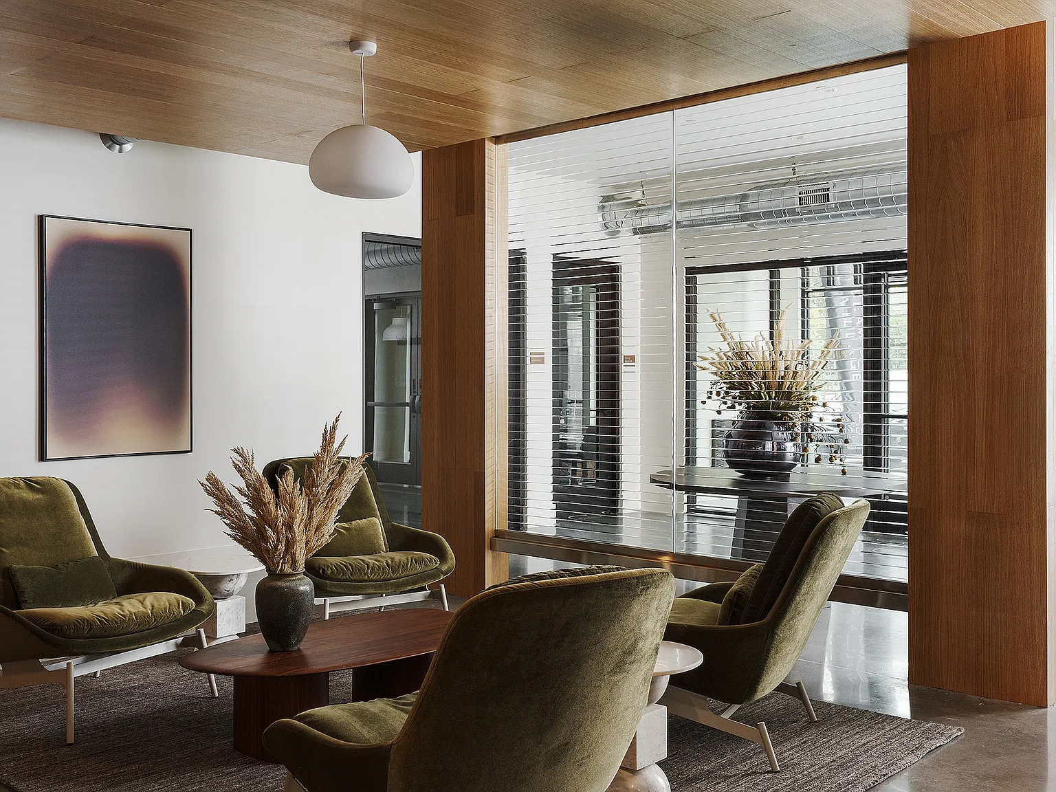 Leawood Village Apartments — Photo 4
