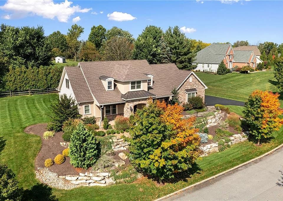 5695 Tuscany Ct, Coopersburg, PA 18036 | Zillow