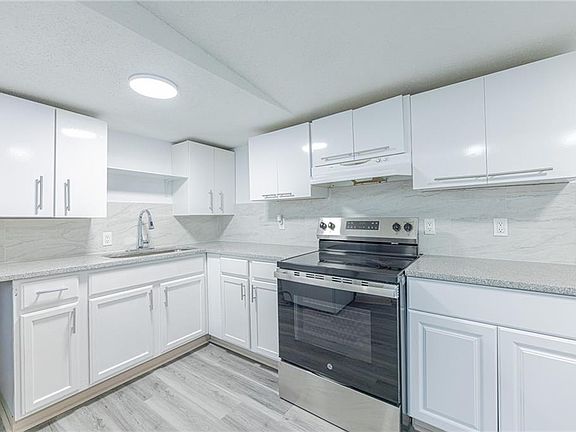 4th image of 6197 Union Grove Rd