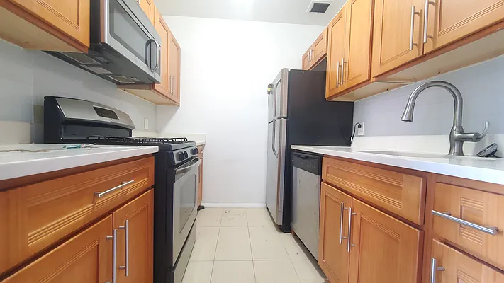 Rented by Compass | media 2