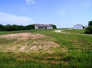 17308 Jamison Rd, Leavenworth, KS 66048