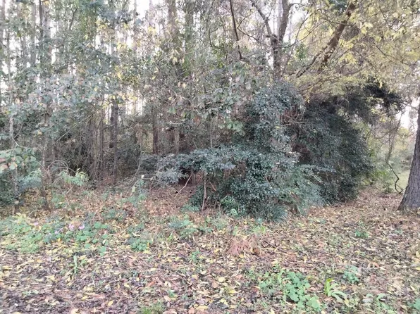 Raquel Ln, Tallahassee, FL 32312