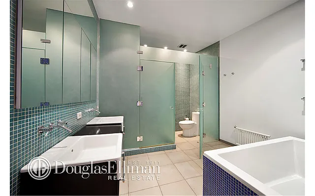 Rented by Douglas Elliman | media 14