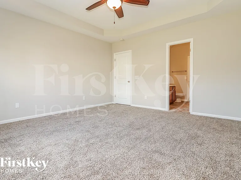 223 Silk Oak Dr — Photo 9