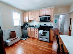 86 Conwell Ave, Somerville, MA