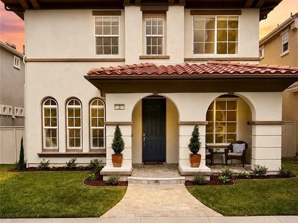 3 Amaryllis St, Mission Viejo, CA 92694