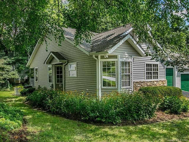 1st image of 174 Laurel Park Pl