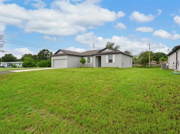 8715 98th Ct, Vero Beach, FL 32967