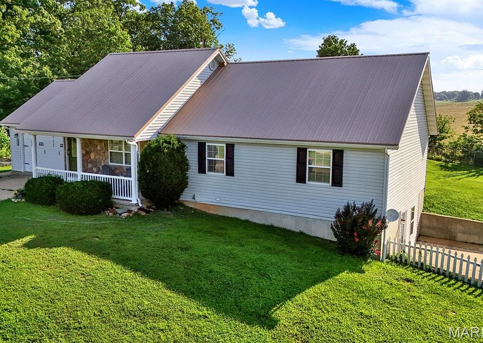 1st image of 13996 Sherwood Ln