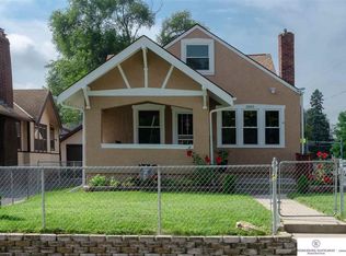 2885 Whitmore St, Omaha, NE 68112