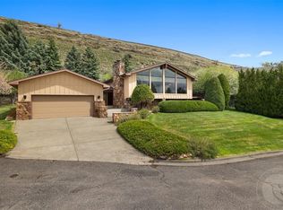 3071 Lyons Ln, Billings, MT 59102