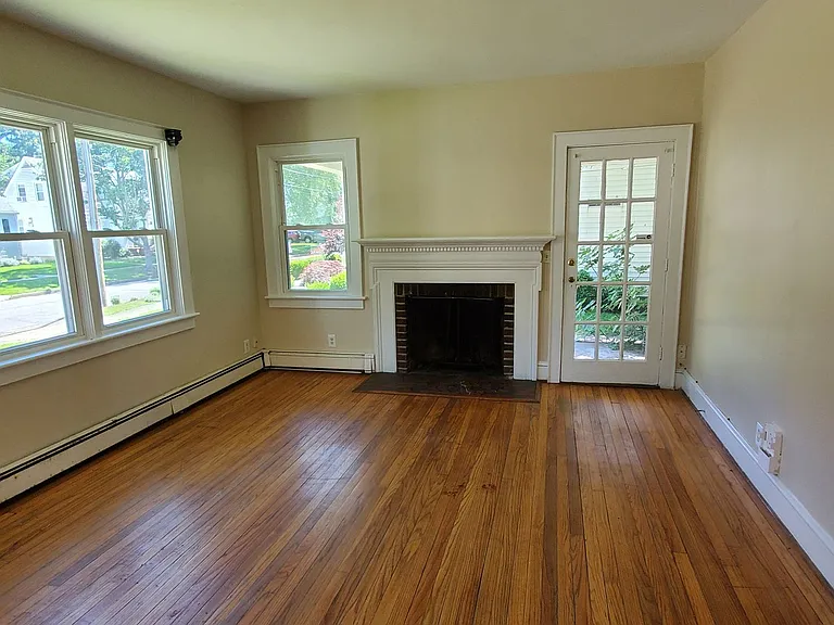 187 W Lorengo Ave — Photo 7