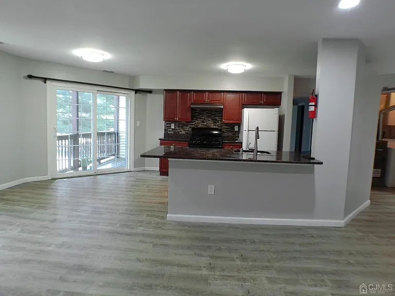 5132 Beech Ct — Photo 6