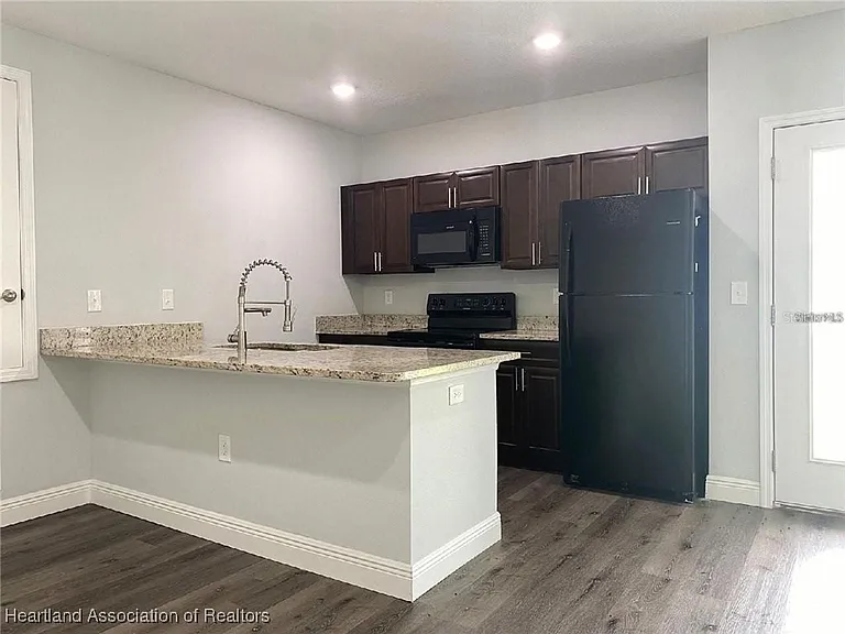 2115 Puffin St #2115 — Photo 3
