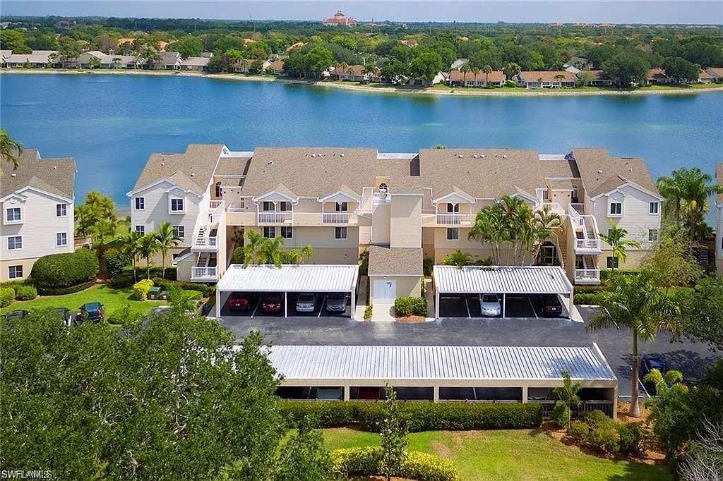 3 bed, 2.0 bath, 1380 sqft, $5,250 — Photo 3
