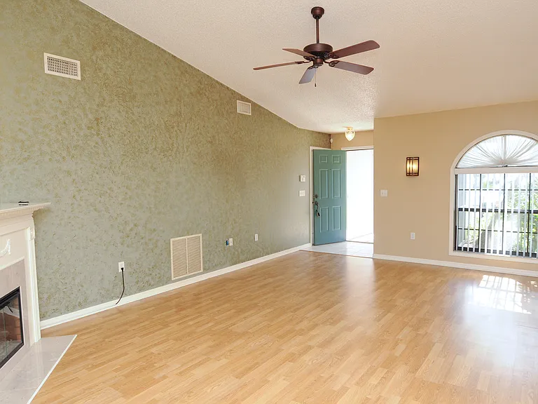5805 Pauma Pl — Photo 4