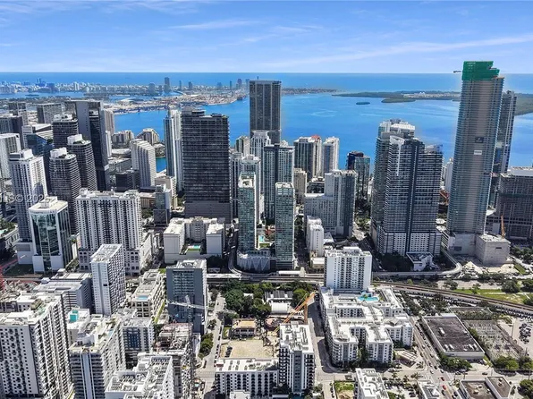 1111 SW 1st Ave, Miami, FL