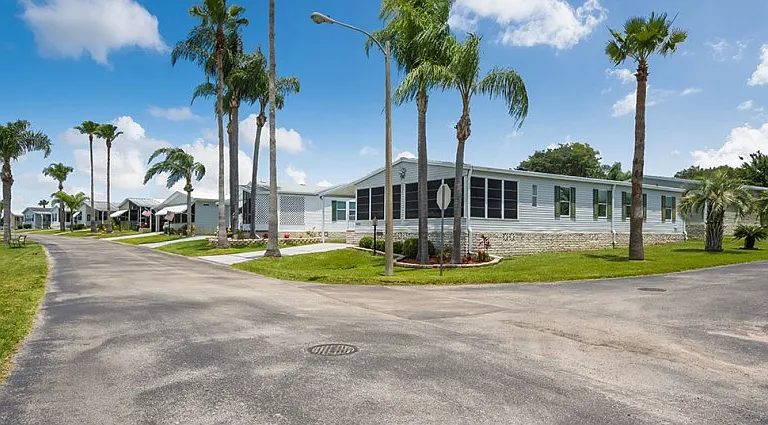 4542 Tangelo Dr — Photo 42