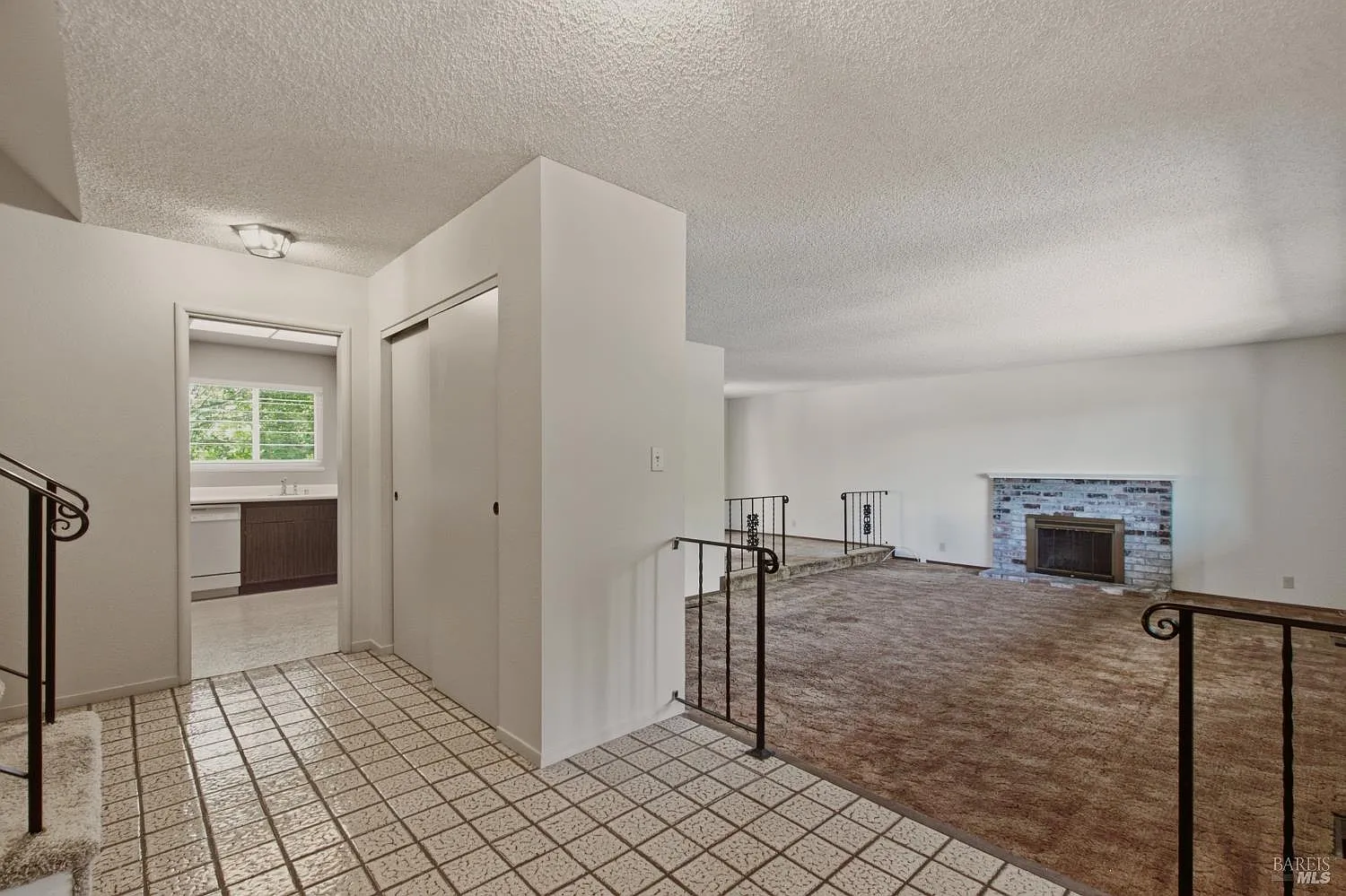 3565 Meadowbrook Drive - Photo 7