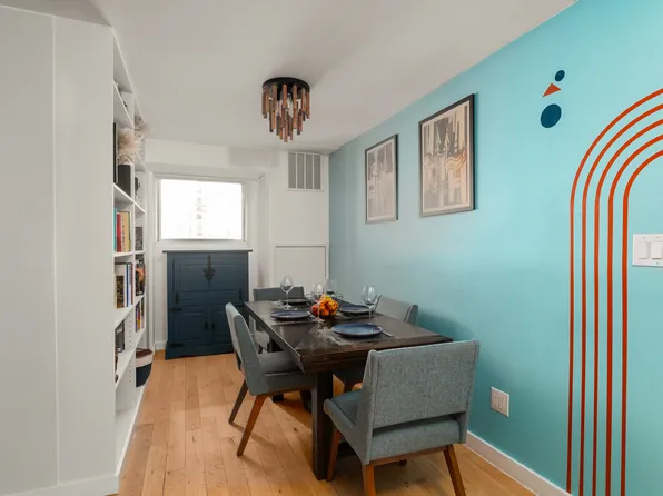 560 Carroll Street image 5 of 16