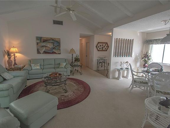 3rd image of 147 La Serena