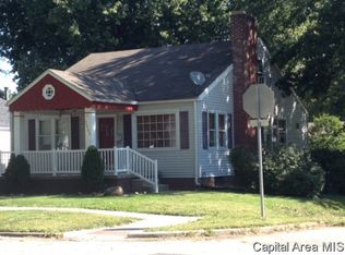 2448 S 13th St, Springfield, IL 62703