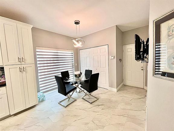 5th image of 11595 Briarwood Cir APT 2