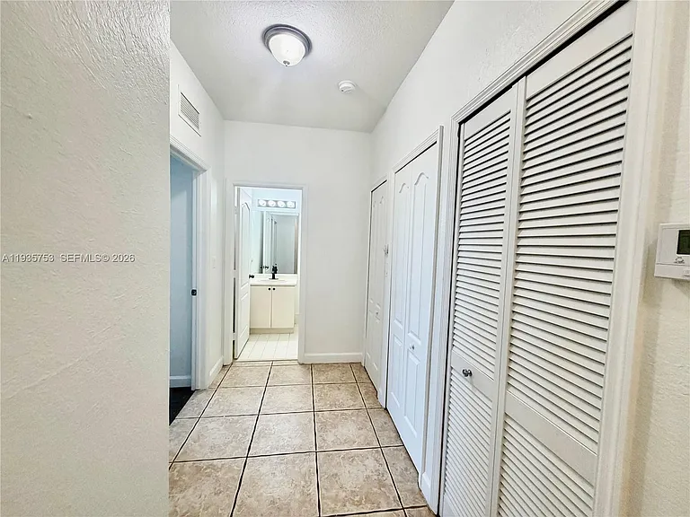 1692 SE 29th Ct #201 — Photo 30