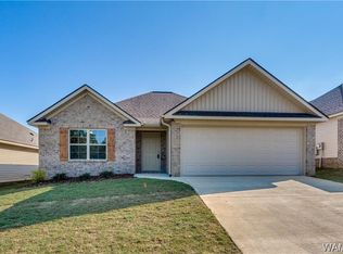 5485 University Gardens Dr, Cottondale, AL 35453