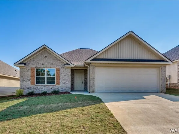 5485 University Gardens Dr, Cottondale, AL 35453