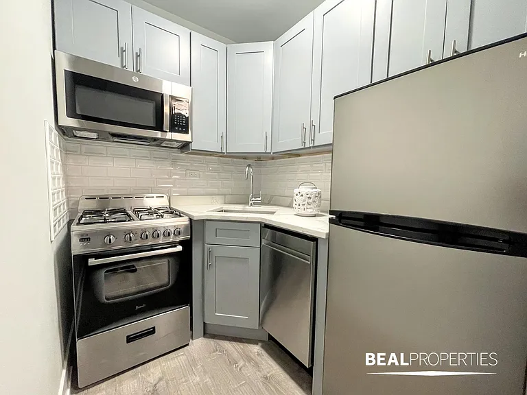 505 West Belmont Ave — Photo 5