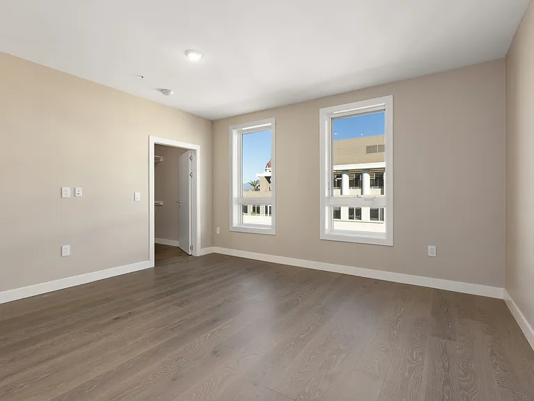 39 S Los Robles Ave #1505 — Photo 17