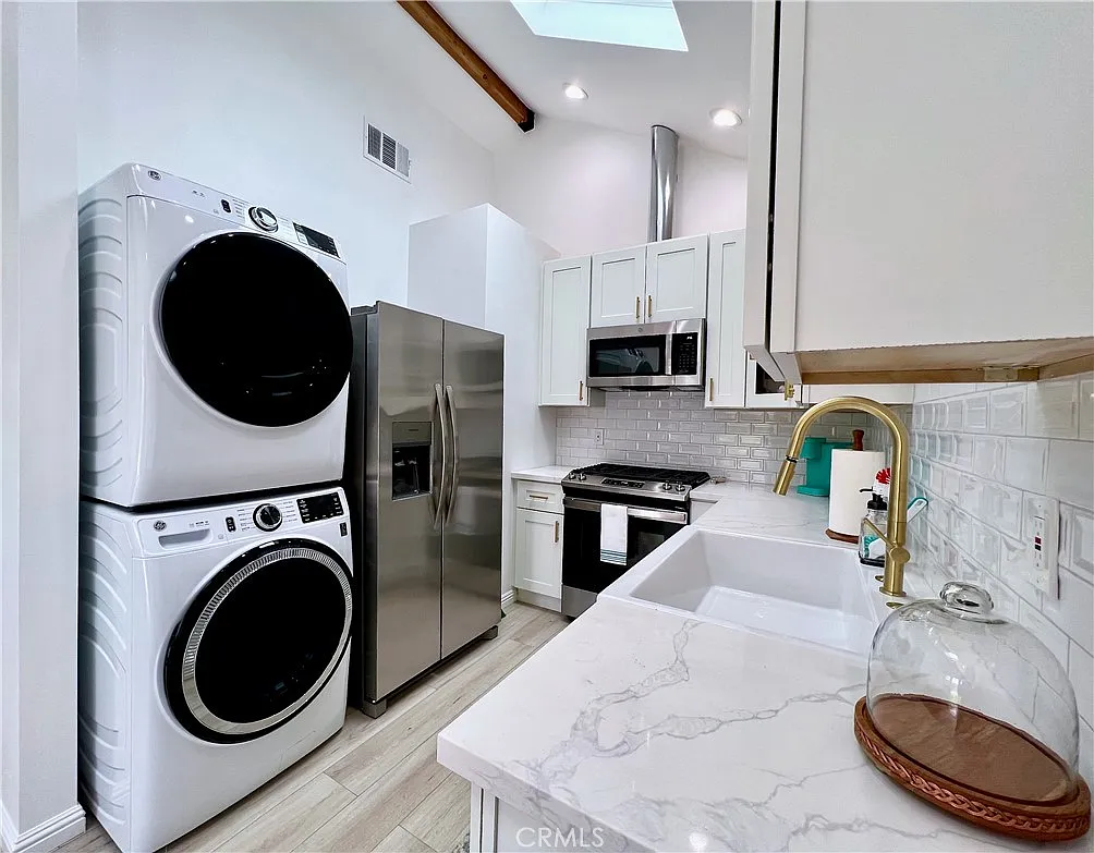 2 bed, 480 sqft, $2,295 — Photo 4