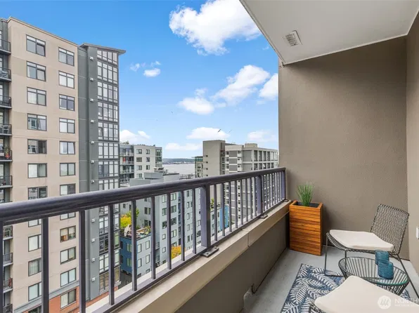 2801 1st Avenue #807, Seattle, WA 98121