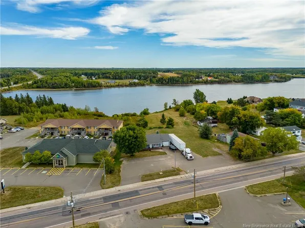 200 Irving Blvd, Bouctouche, NB E4S 3L7