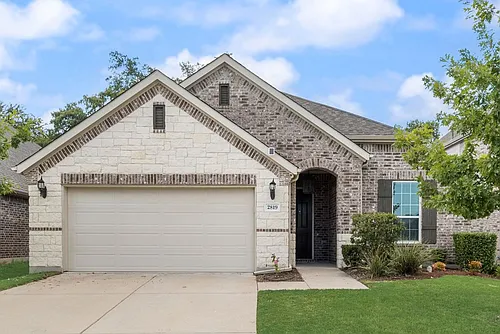 2819 Willow Ln Photo 1
